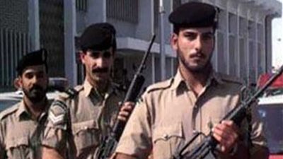 الداخلية الكويتية تكرم مصريين أنقذا مرسى سفن من حريق هائل