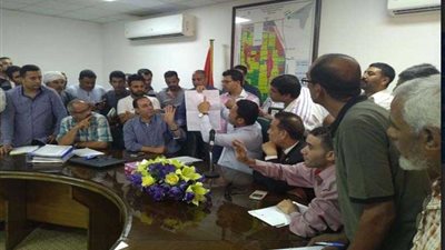 رئيس جهاز الشروق يعقد اجتماعًا مع صغار الملاك بمنطقة الرابية لبدء تقنين الأوضاع