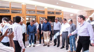 وزير الآثار يزور أبيدوس