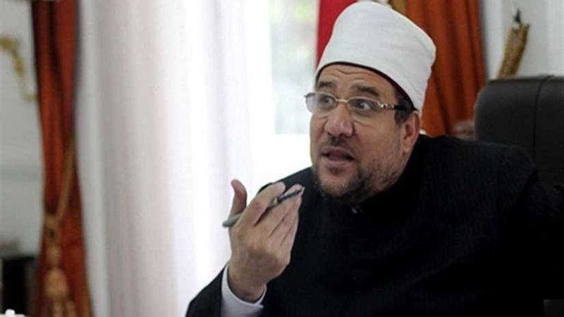 وزير الأوقاف يطالب