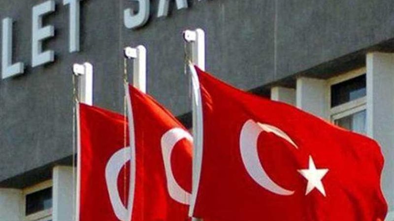 المؤبد لتسعة مدانين