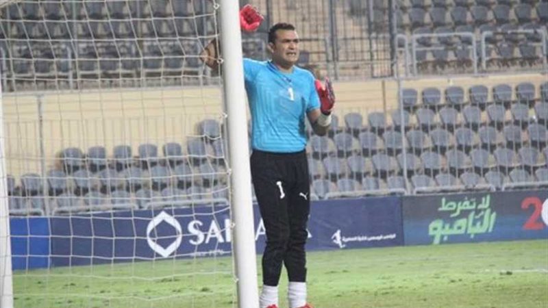 الحضري على رأس قائمة