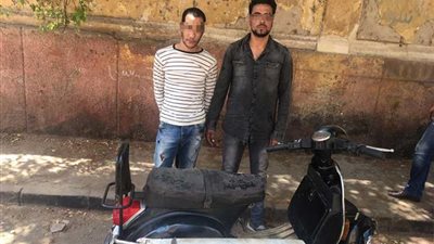 ضبط مسجلين خطر سرقا «دراجة بخارية» كرها في الساحل