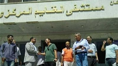 رئيس مدينة الغنايم ونائب الدائرة يتفقدان القافلة الطبية والمستشفى المركزي (صور)