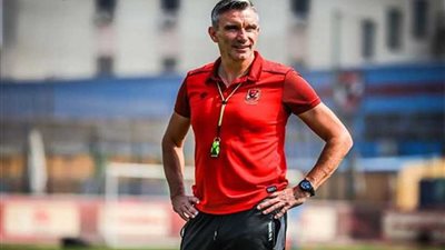 كارتيرون يقرر إقامة ودية بين مستبعدي مواجهة المصري والشباب