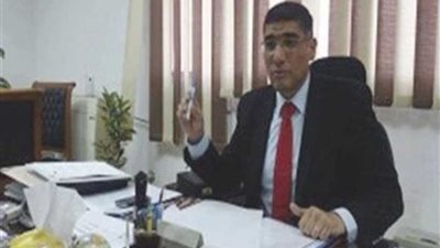 مواصلة غلق الوحدات المخالفة ورفع العدادات بالقاهرة الجديدة