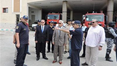مدير أمن البحيرة يتفقد إدارة الحماية المدنية والمرور 