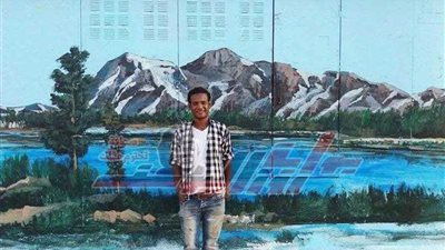 فنان أقصري يحول أكشاك الكهرباء إلى لوحات فنية خلابة