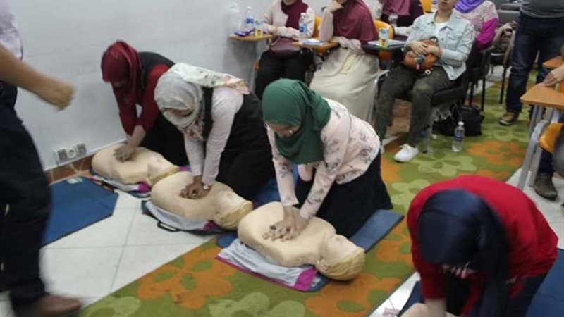 الصيادلة تختتم دورة