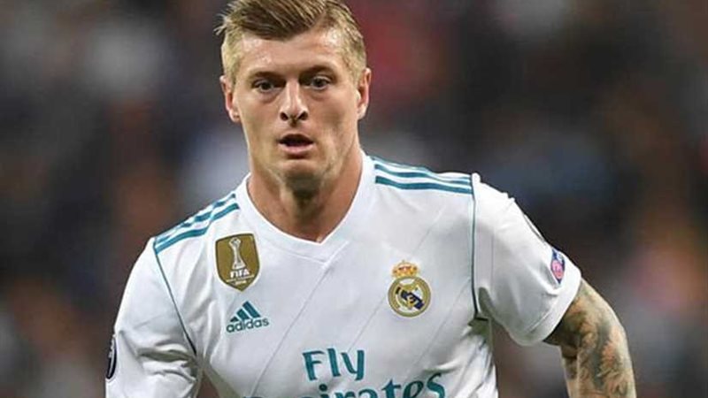  كروس أفضل لاعب ألماني