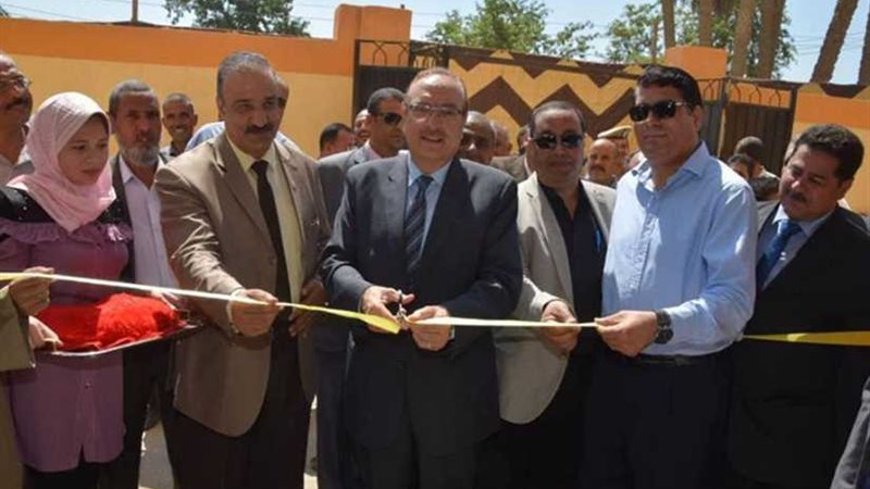 52 فصلًا دراسيًا