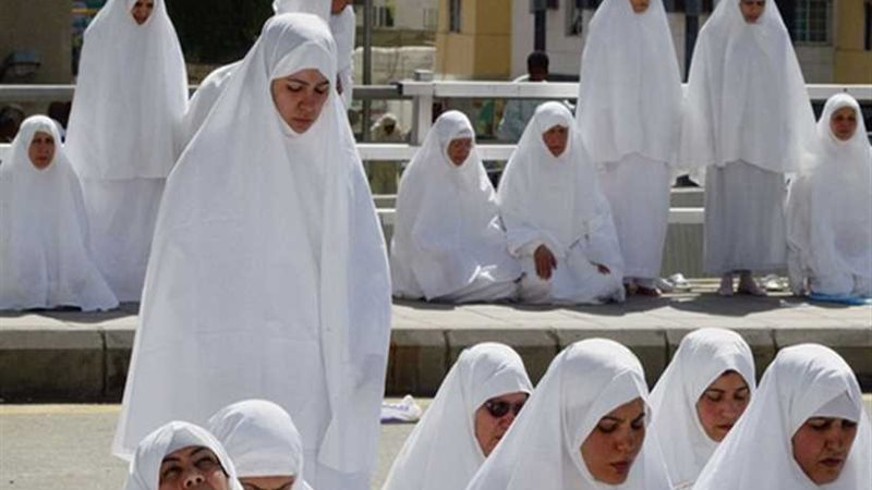 صحة حج المعتدة من