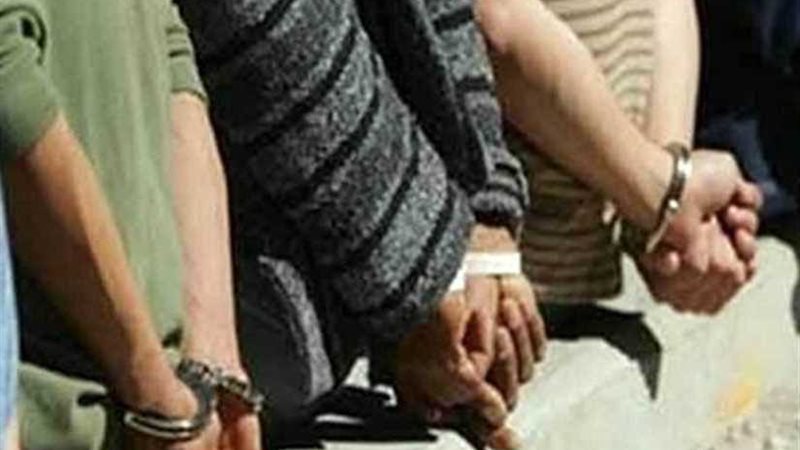 القبض على ٣ متهمين