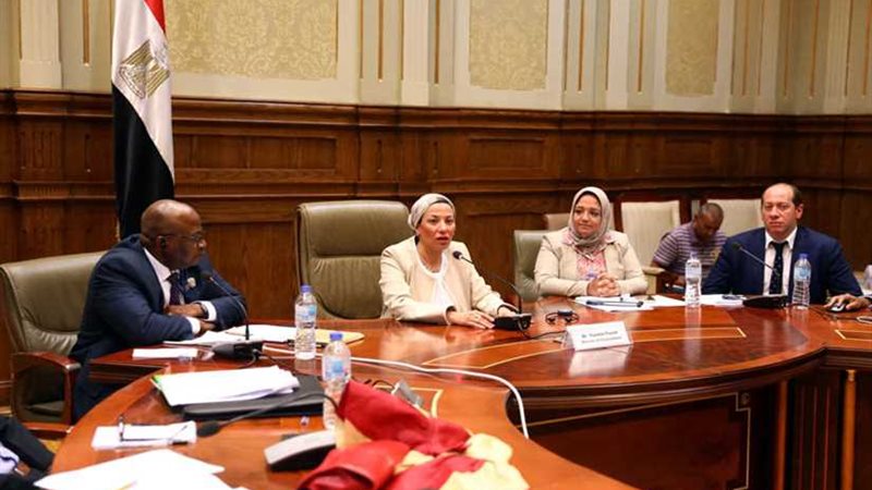 وزيرة البيئة تؤكد