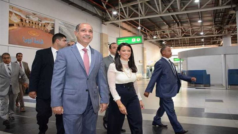 وزيرا الطيران والسياحة