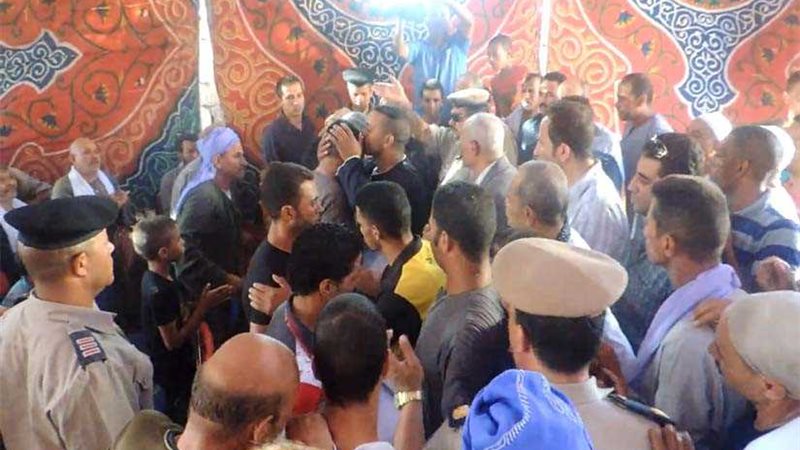 الصلح خير بين عائلتين