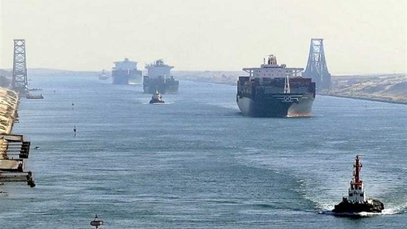 قناة السويس تسجل