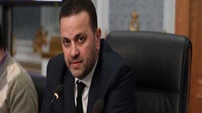 نائب المنصورة يتنازل عن تأشيرتي حج لأبناء دائرته