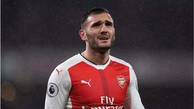 وست هام يتعاقد مع لوكاس بيريز مهاجم أرسنال