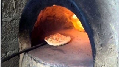 السجن 3 سنوات لأب رمى ابنه في فرن بلدي