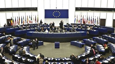 إبلاغ الاتحاد الأوروبي بالعقوبات الأمريكية الجديدة ضد روسيا