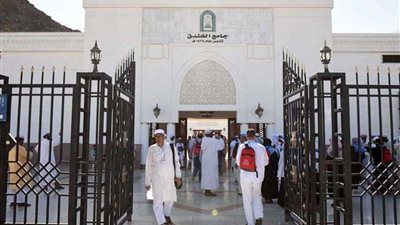 المدينة المنورة.. الحجاج يزورون 7 مساجد لها حكايتها