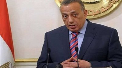 الدالي:رفع مخلفات شارع الأقصر بإمبابة وعمالة ثابتة للحفاظ على نظافته