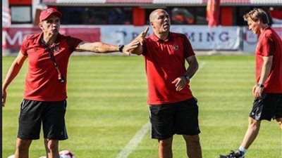 تفاصيل اجتماع كارتيرون بلاعبي الأهلي