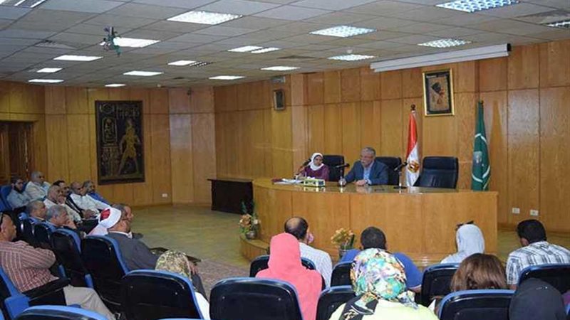 لافتات عن الخدمات