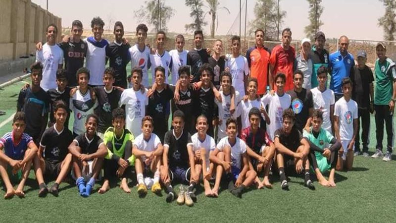 النجوم 2003 يفوز