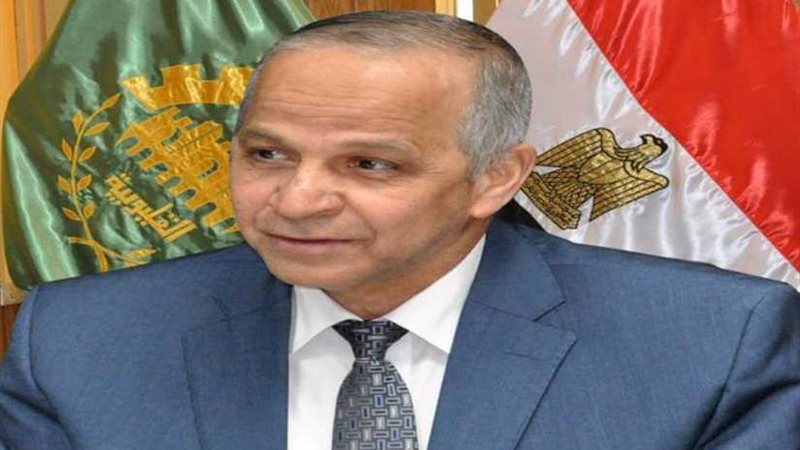 محافظ القليوبية يكرم