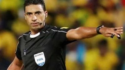 طاقم تحكيم مباراة الأهلي والنجمة يخوض مرانه الأخير