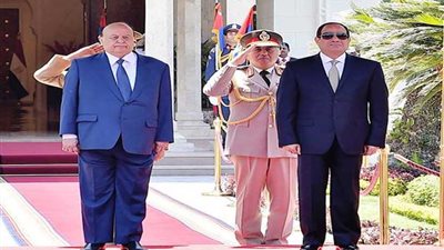 المتحدث الرئاسي: السيسي يؤكد دعم مصر للحكومة اليمنية الشرعية الحالية