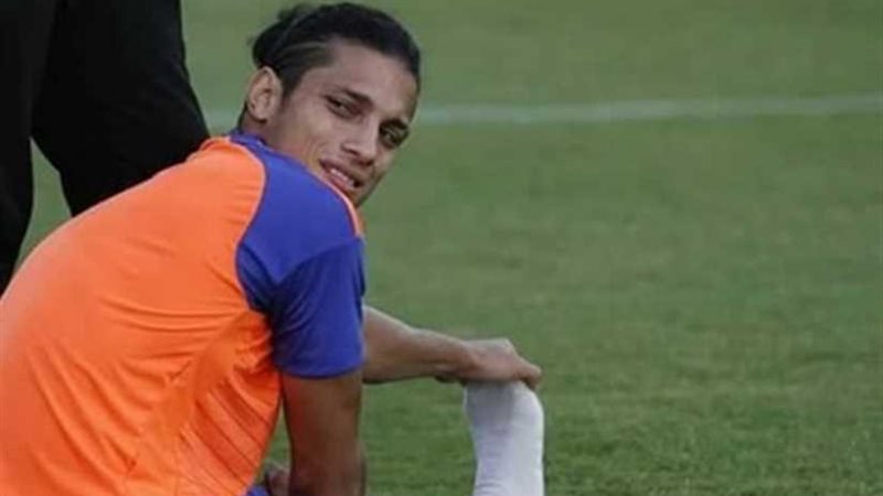 إسلام صلاح يجري جراحة