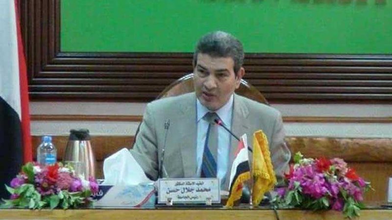 مجلس عمداء طارئ بجامعة