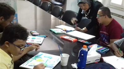 ورش فنية لتنمية المهارات الإبداعية لذوي الأعاقة الذهنية بقومي المرأة بالإسكندرية