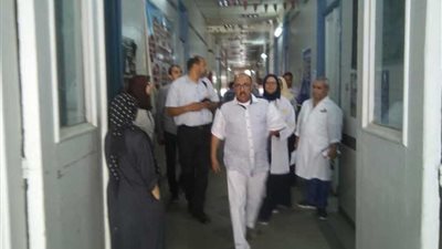 وكيل صحة أسيوط يتابع سير العمل بمستشفى النساء والتوليد والأطفال..صور
