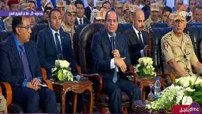 السيسي: مصانع الرخام بمجمع الإسمنت أنشئت 