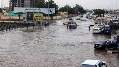 مصرع 4 أشخاص وانهيار 15 منزلا جراء الأمطار الغزيرة بالعاصمة السودانية
