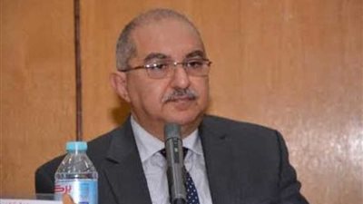 رئيس جامعة أسيوط يهنئ كلية الحاسبات والمعلومات لحصولها على شهادة الاعتماد والجودة