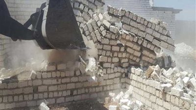 20 محضر مخالف إشغال طريق و بناء غير مرخص ببنى مزار