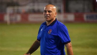 الأهلي يستكمل قائمته الإفريقية بقيْد «ناصر ماهر وأكرم توفيق»