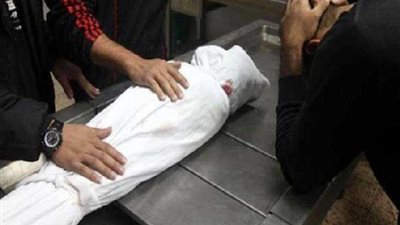 وفاة طفل صعقًا بالكهرباء أثناء شرب الماء من ثلاجة ببنى مزار