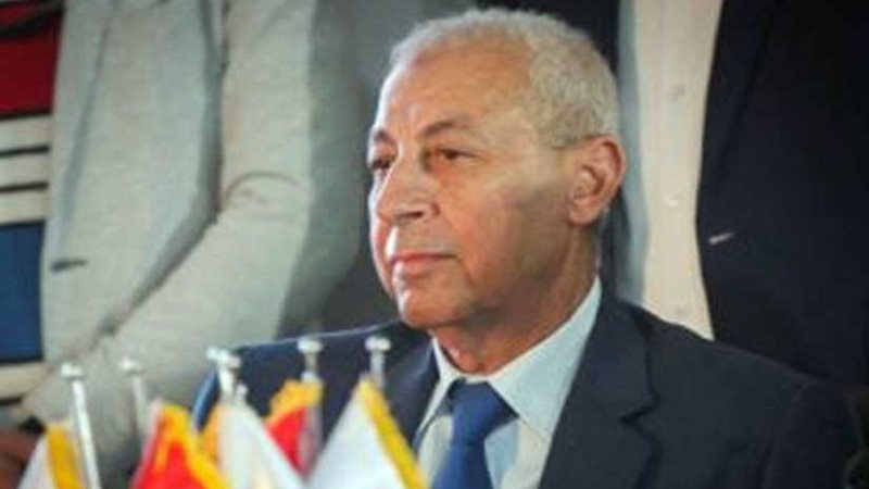 محافظ أسوان يفتتح