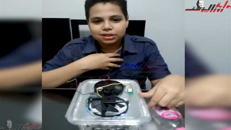 طفل يبتكر مبرد صحراوي