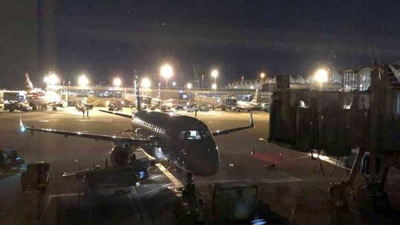 مطار رونالد ريجان