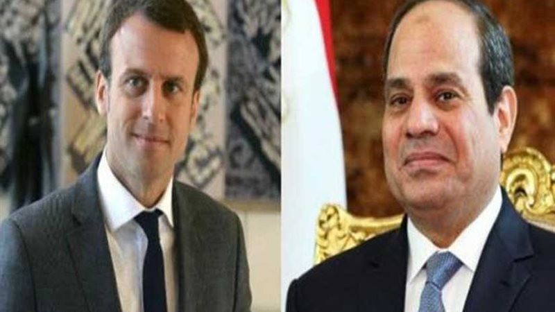 الرئيس السيسى يتلقى