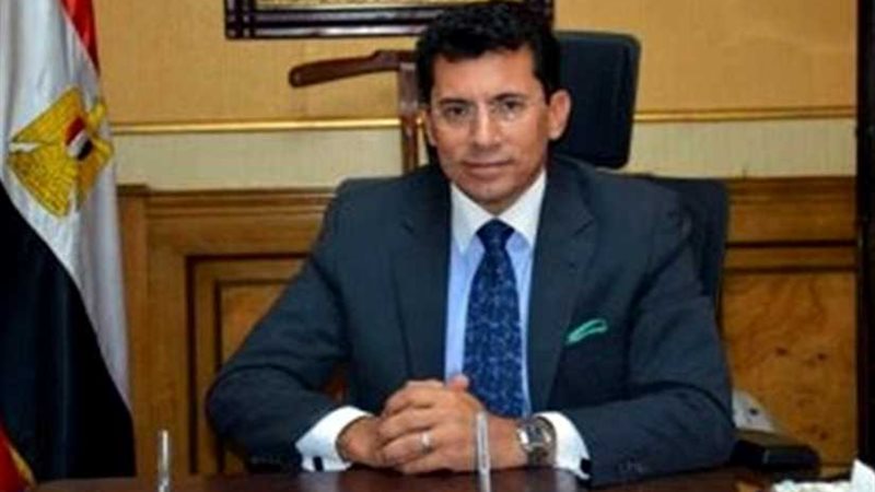 وزير الشباب والرياضة