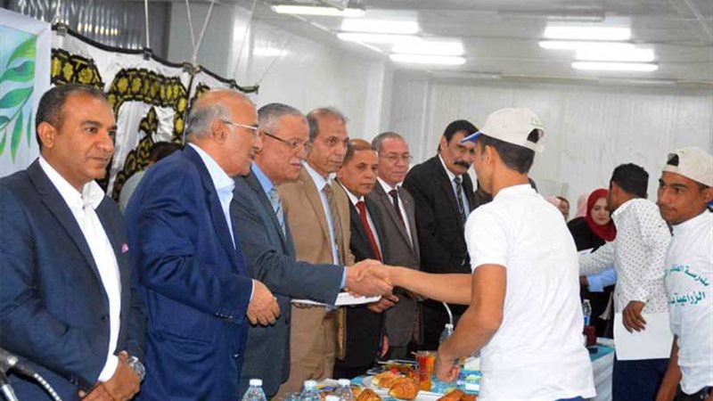 محافظ المنيا يشهد