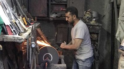 الأسايطة يستعدون لذبح الأضاحي بـ